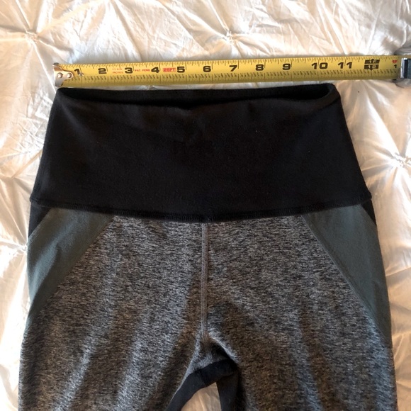 Beyond Yoga True Color Block Leggings - Picture 8 of 12